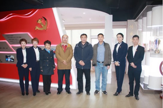 直奔一線 上下聯(lián)動 問需幫扶——市商務局、春華街黨工委領(lǐng)導走訪問需永誠世佳